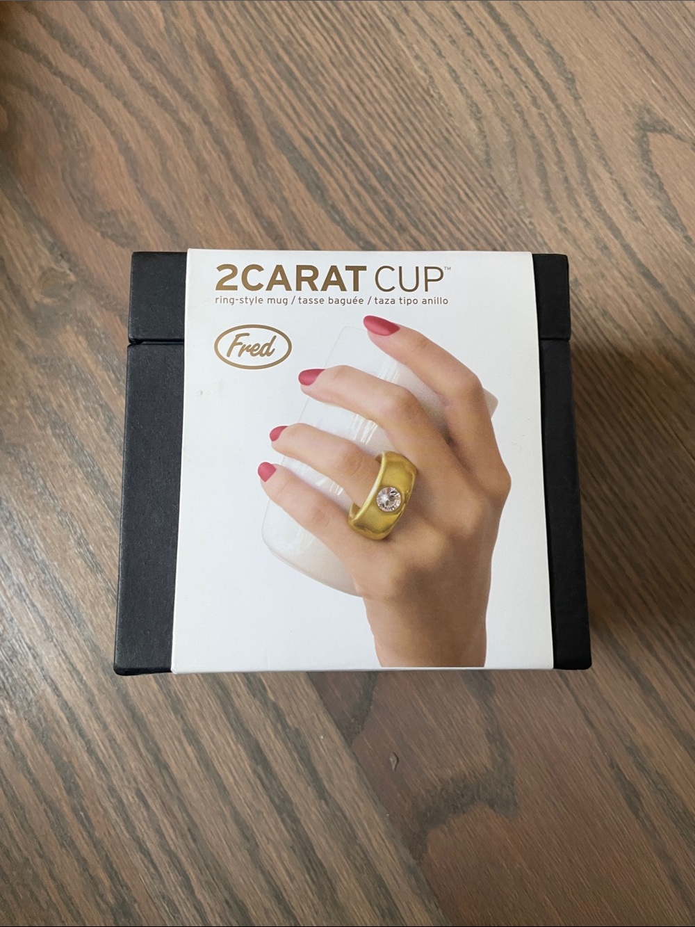 Fred 2CARAT CUP Ring-Style Mug — Gold & White